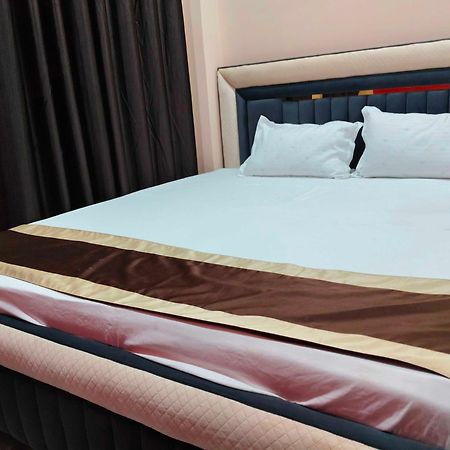 Hotel O The Lavish Landmark Danapur Exterior photo
